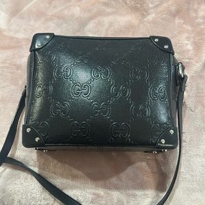 Black Gucci purse